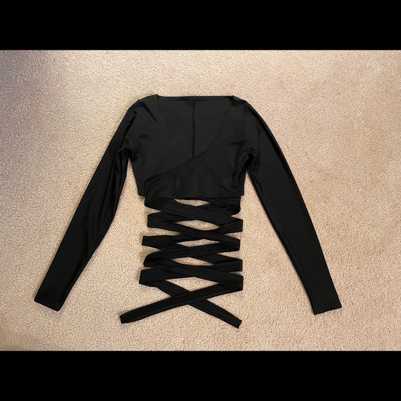 Black Wrap Top - Picture 1 of 1